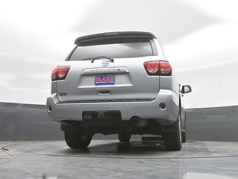 Used 2019 Toyota Sequoia Platinum RWD image 26
