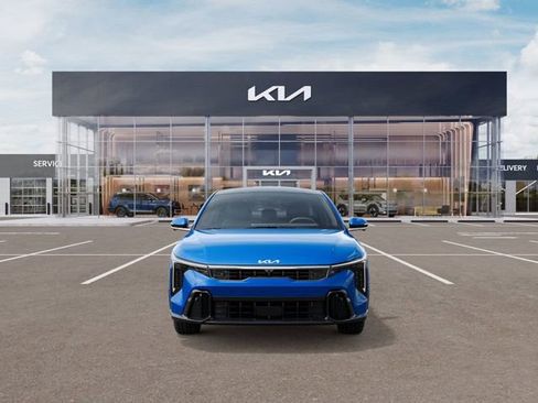 New 2025 Kia K4 GT-Line Turbo FWD image 2