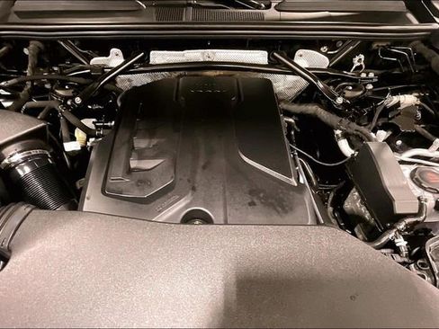 Used 2025 Audi Q5 Prestige image 10