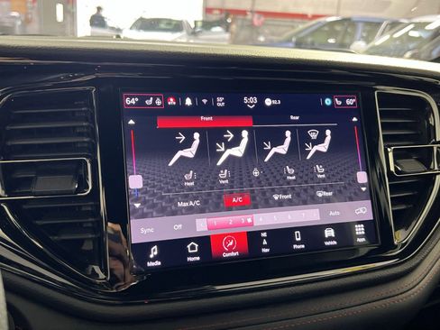 Used 2025 Dodge Durango GT AWD/4WD image 21
