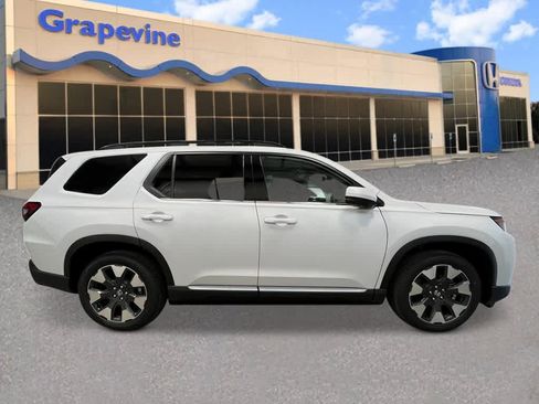 New 2026 Honda Pilot Elite image 8