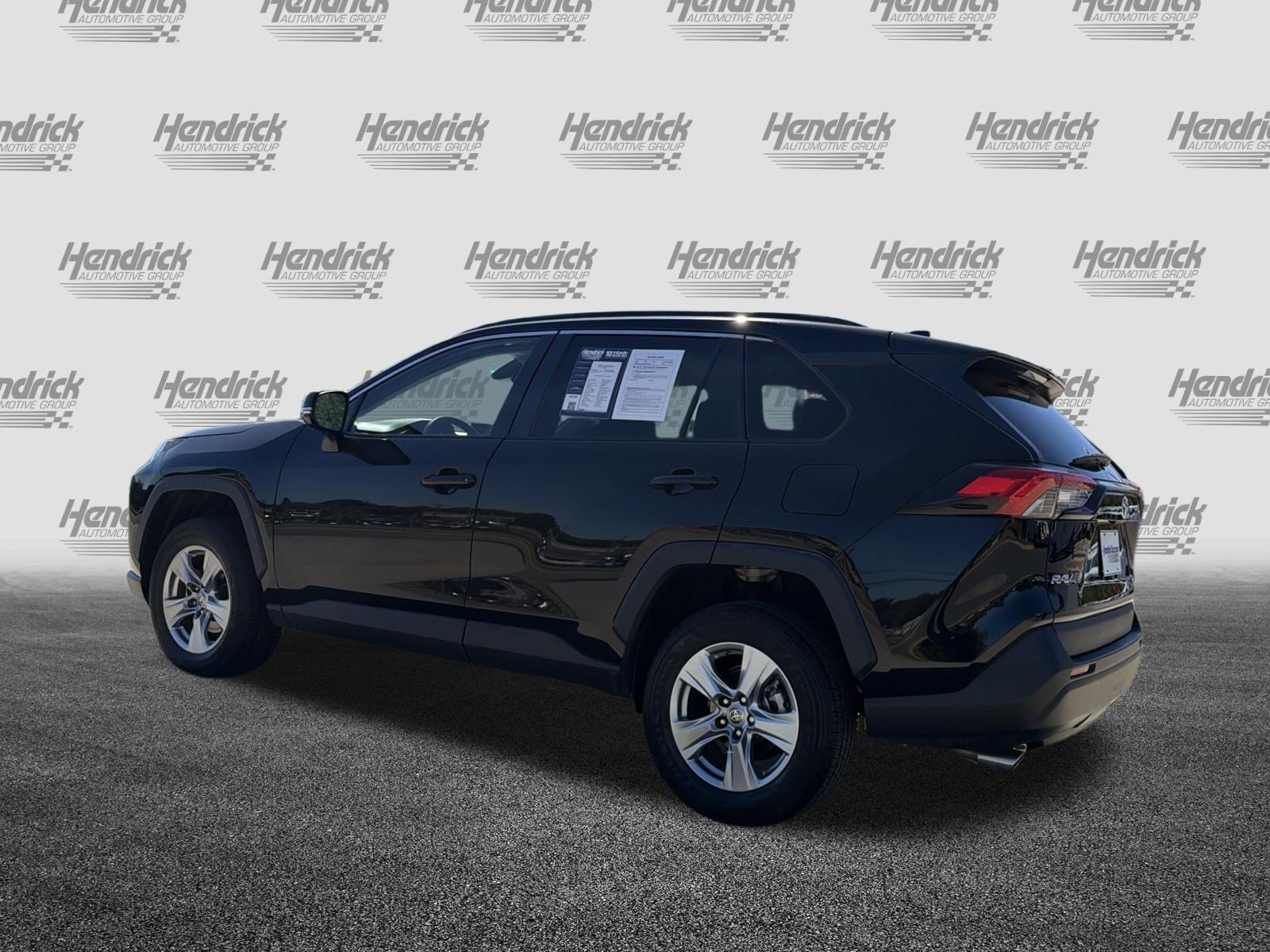 Used 2023 Toyota RAV4 XLE FWD image 8