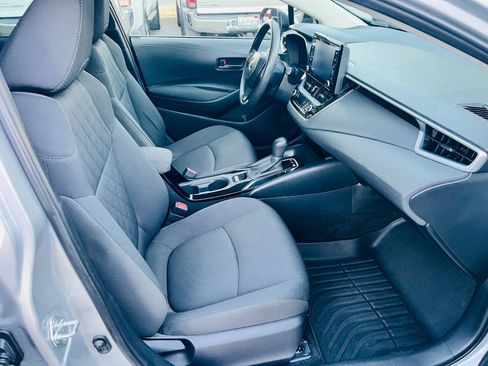 Used 2022 Toyota Corolla LE FWD image 15