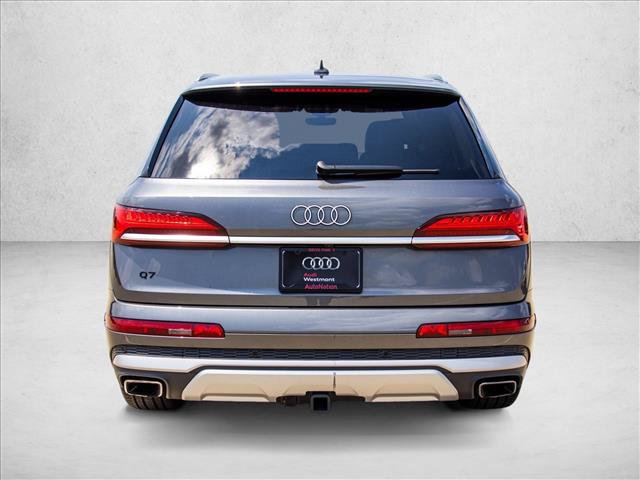 Certified 2025 Audi Q7 2.0T Premium w/ Convenience Package AWD/4WD image 6