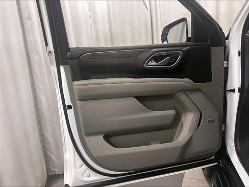 Used 2021 Chevrolet Tahoe LT w/ LT Signature Package image 9