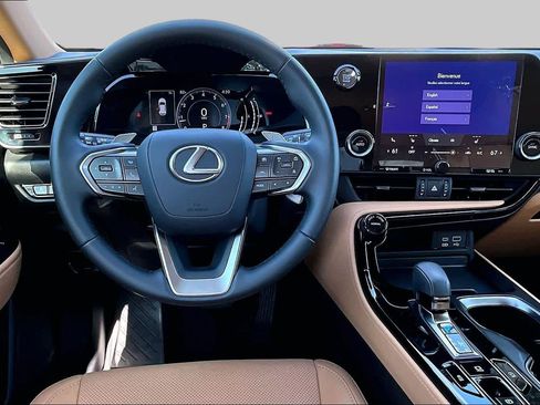 Certified 2024 Lexus NX 250 FWD image 5