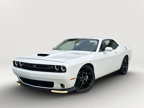 Used 2022 Dodge Challenger GT RWD image 27