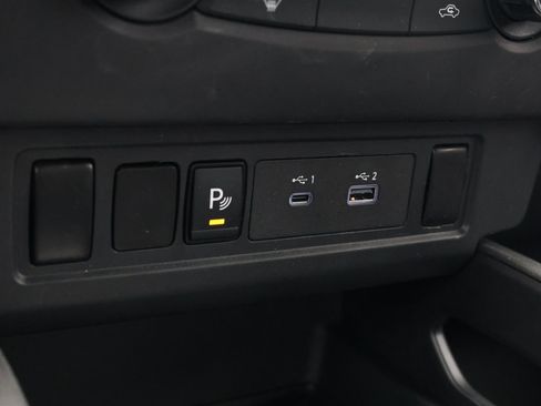 Used 2025 Nissan Frontier S w/ S Utility Package image 23