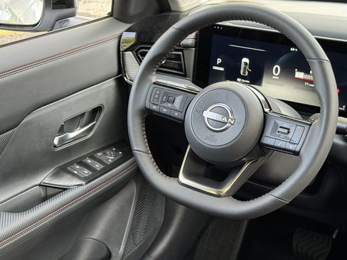 New 2026 Nissan Kicks SR w/ SR Premium Package AWD/4WD image 18