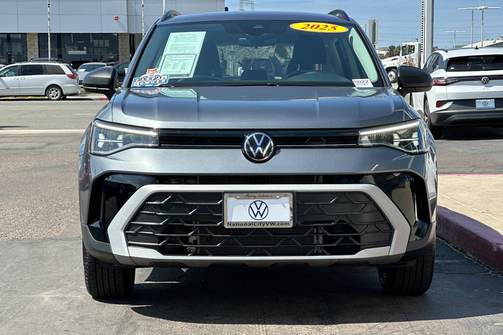 Used 2025 Volkswagen Taos S AWD/4WD image 9