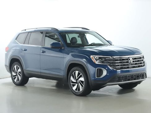Certified 2026 Volkswagen Atlas SE w/ Panoramic Sunroof Package AWD/4WD image 9