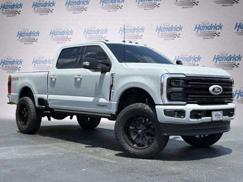 Used 2026 Ford F250 Platinum AWD/4WD image 2