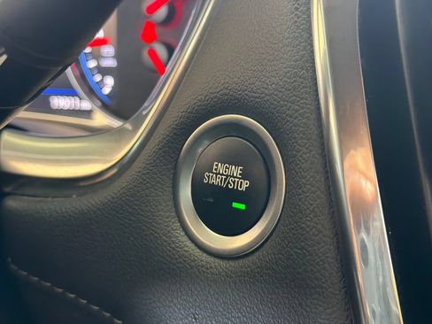 Used 2023 Chevrolet Traverse Premier w/ LPO, Floor Liner Package FWD image 6