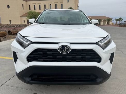 Used 2025 Toyota RAV4 XLE image 8