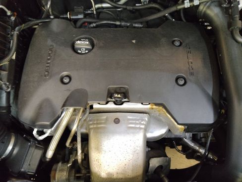 Used 2018 Chevrolet Equinox Premier image 30