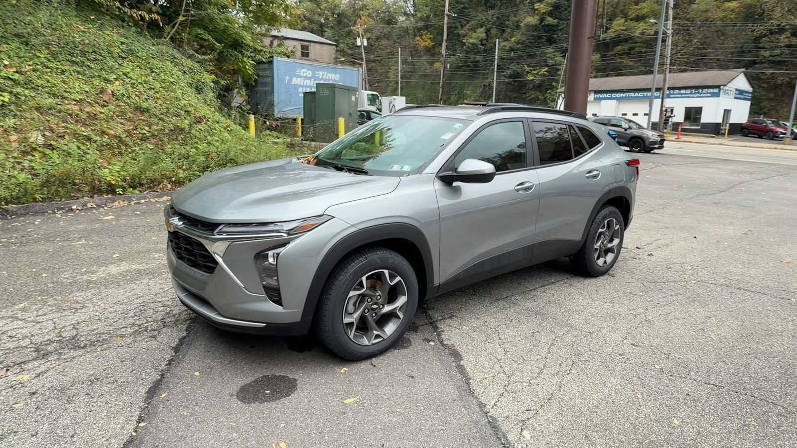 Used 2025 Chevrolet Trax LT w/ Driver Confidence Package FWD image 4