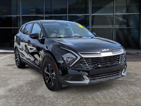 Used 2023 Kia Sportage EX image 2