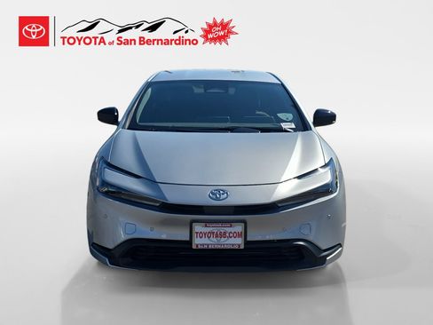New 2026 Toyota Prius LE FWD image 8