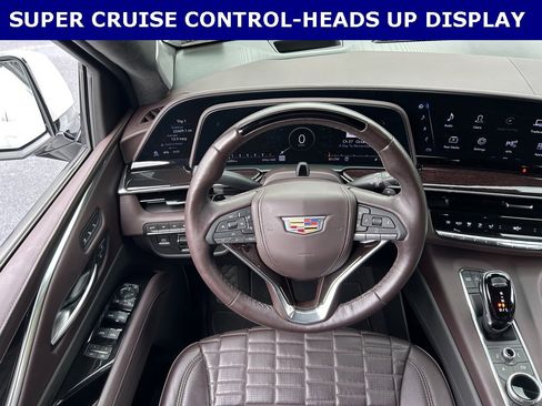 Used 2023 Cadillac Escalade ESV Sport Platinum image 17
