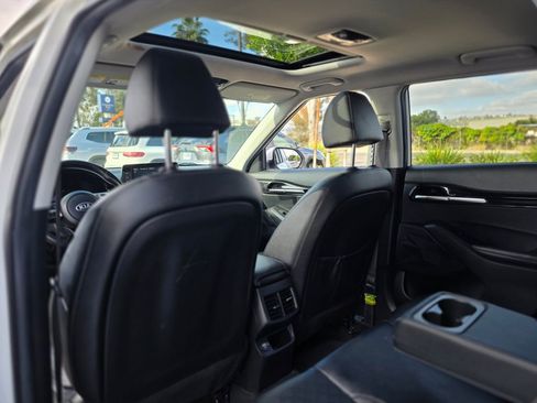 Used 2021 Kia Seltos EX AWD/4WD image 17