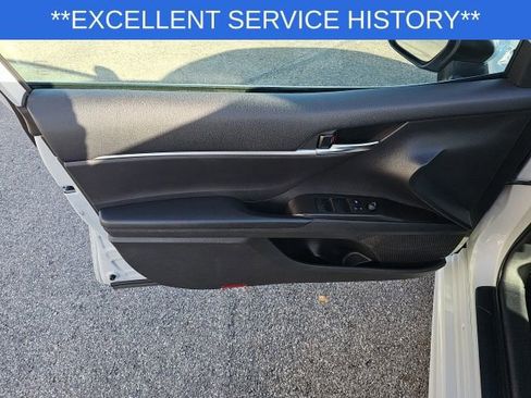 Used 2022 Toyota Camry SE image 31