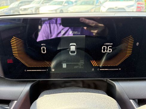 Used 2025 Kia K4 LXS image 38