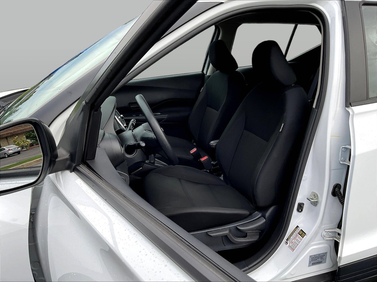 Used 2025 Nissan Kicks Play S FWD image 24