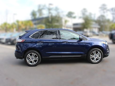 Used 2016 Ford Edge Titanium w/ Equipment Group 301A image 12