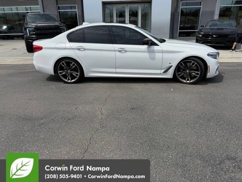 Used 2018 BMW M550i xDrive AWD/4WD image 4
