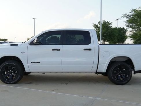 New 2026 RAM 1500 4x4 Crew Cab image 6