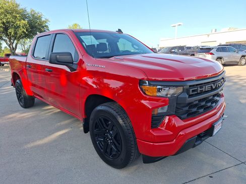 Used 2026 Chevrolet Silverado 1500 Custom RWD image 8