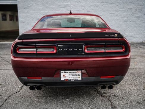 Used 2022 Dodge Challenger R/T Scat Pack w/ Shaker Package image 13