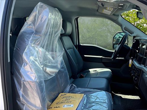 New 2025 Ford F550 4x4 Crew Cab Super Duty w/ XL Chrome Package image 8