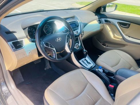 Used 2011 Hyundai Elantra Limited image 14