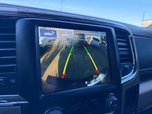 Used 2018 RAM 2500 Longhorn image 39