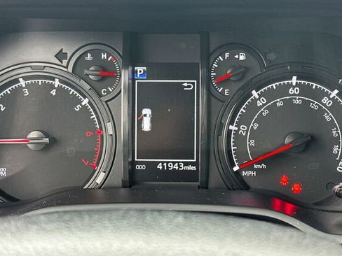 Used 2023 Toyota 4Runner SR5 image 24