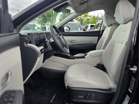 Used 2025 Hyundai Tucson SEL AWD/4WD image 14