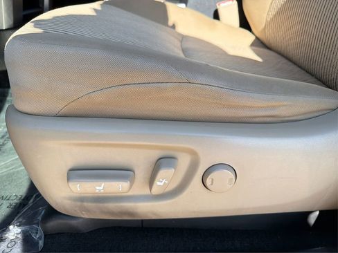 Used 2021 Toyota 4Runner SR5 image 19