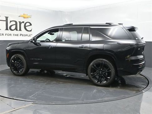 New 2025 Chevrolet Traverse High Country w/ LPO, Floor Liner Package image 31