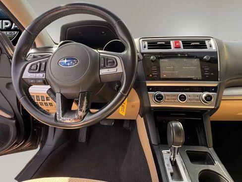 Used 2015 Subaru Outback 2.5i Premium AWD/4WD image 5