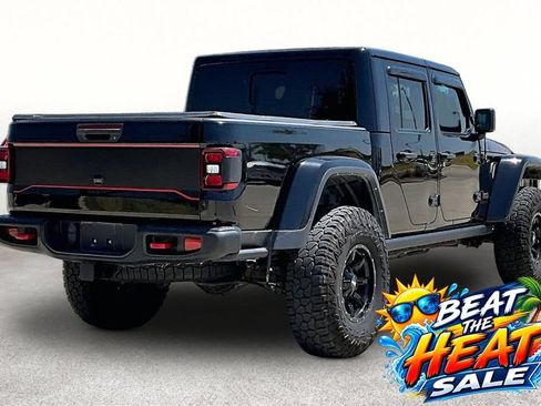 Used 2022 Jeep Gladiator Rubicon w/ LED Lighting Group AWD/4WD image 13