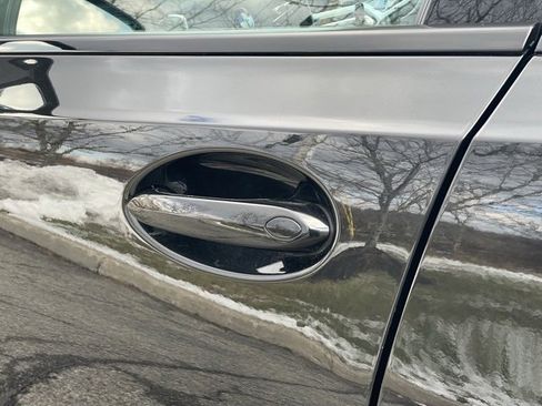 Used 2023 BMW 330i xDrive Sedan w/ Premium Package image 25