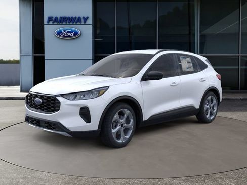 Used 2025 Ford Escape ST-Line FWD image 1