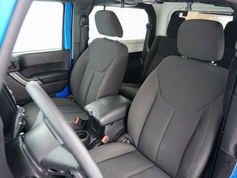 Used 2016 Jeep Wrangler Sport image 11