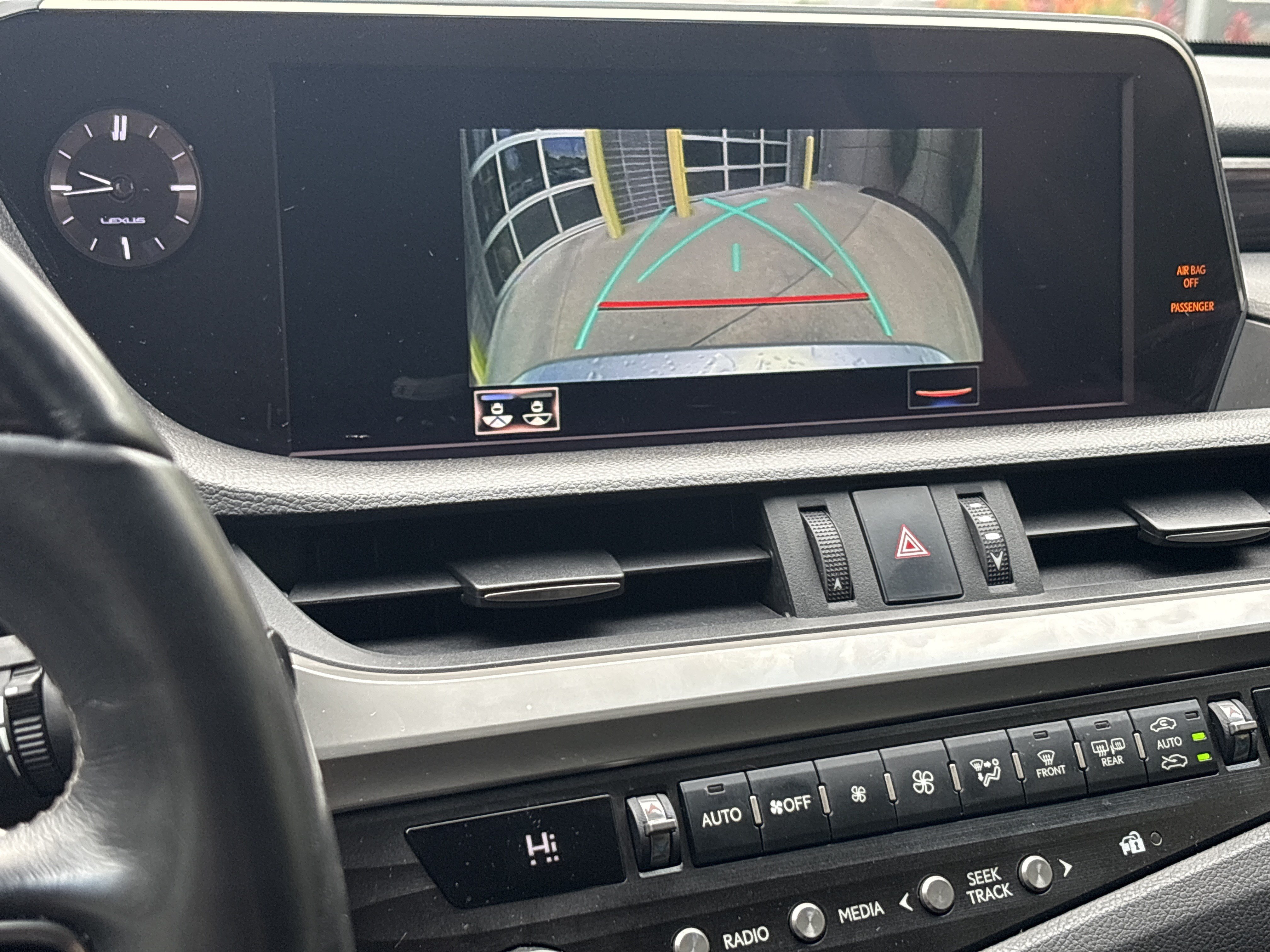 Used 2019 Lexus ES 300h w/ Premium Package FWD image 25