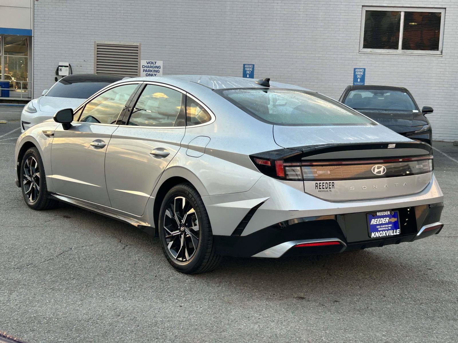 Used 2025 Hyundai Sonata SEL FWD image 5