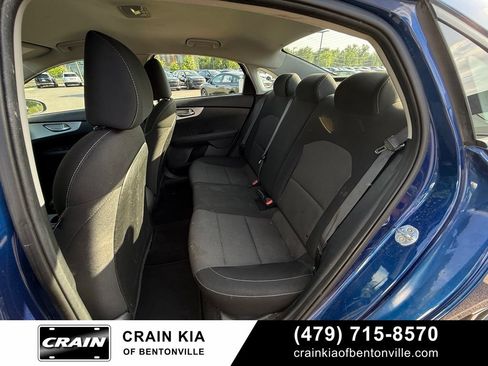 Used 2022 Kia Forte LXS w/ LXS Technology Package FWD image 24
