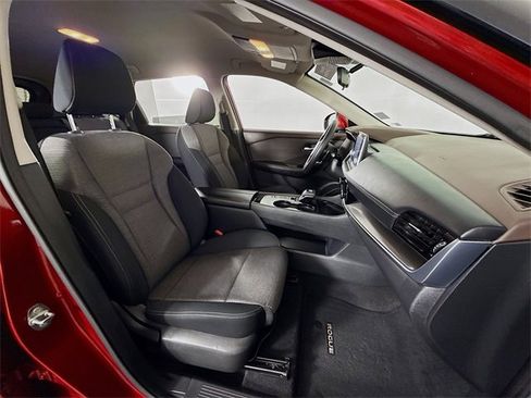 Certified 2021 Nissan Rogue SV image 24