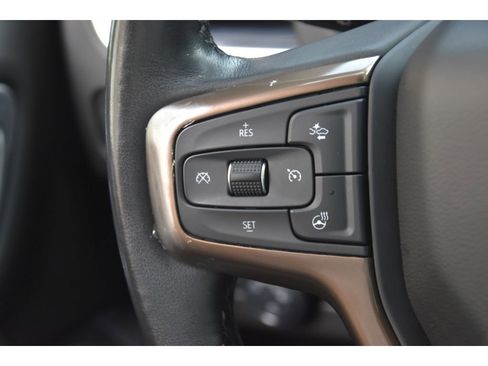 Used 2021 Chevrolet Suburban High Country w/ Premium Package image 36