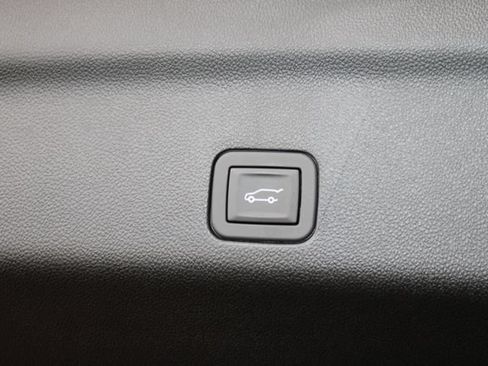 Used 2026 Cadillac Escalade Platinum Sport w/ LPO, ONYX Package AWD/4WD image 46